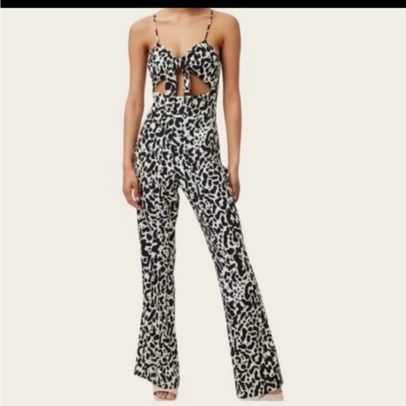 Revolve Lita by Ciara Tie Front Jumpsuit in King Cheetah Print NWT-$398 - Picture 1 of 7